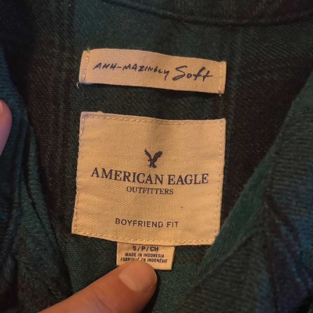 American Eagle Outfitters Plaid Shirt - Picture 2 of 6